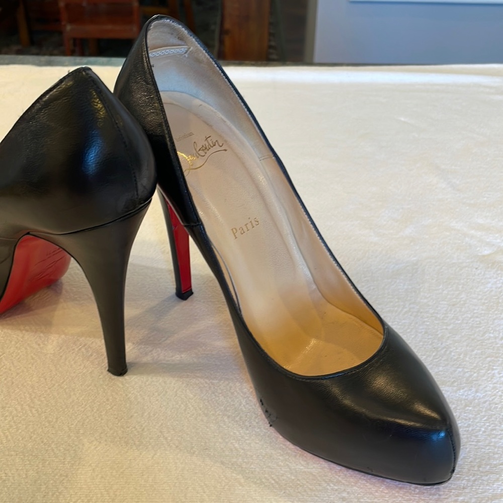 Christian louboutin 4.5 inch classic black platform stiletto heel